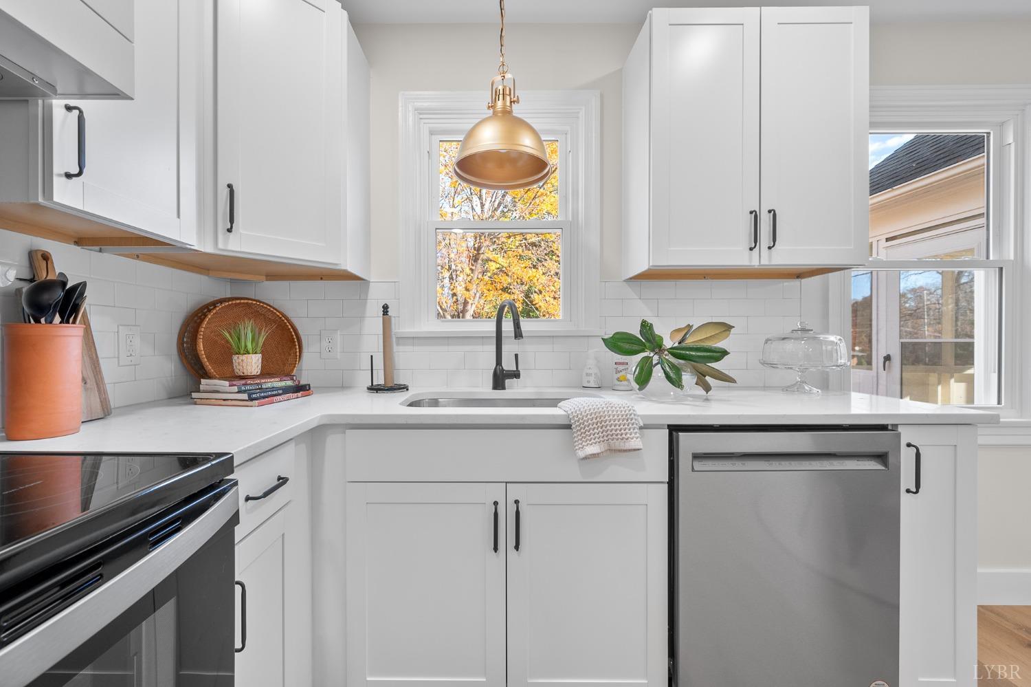 709 Old Graves Mill Road