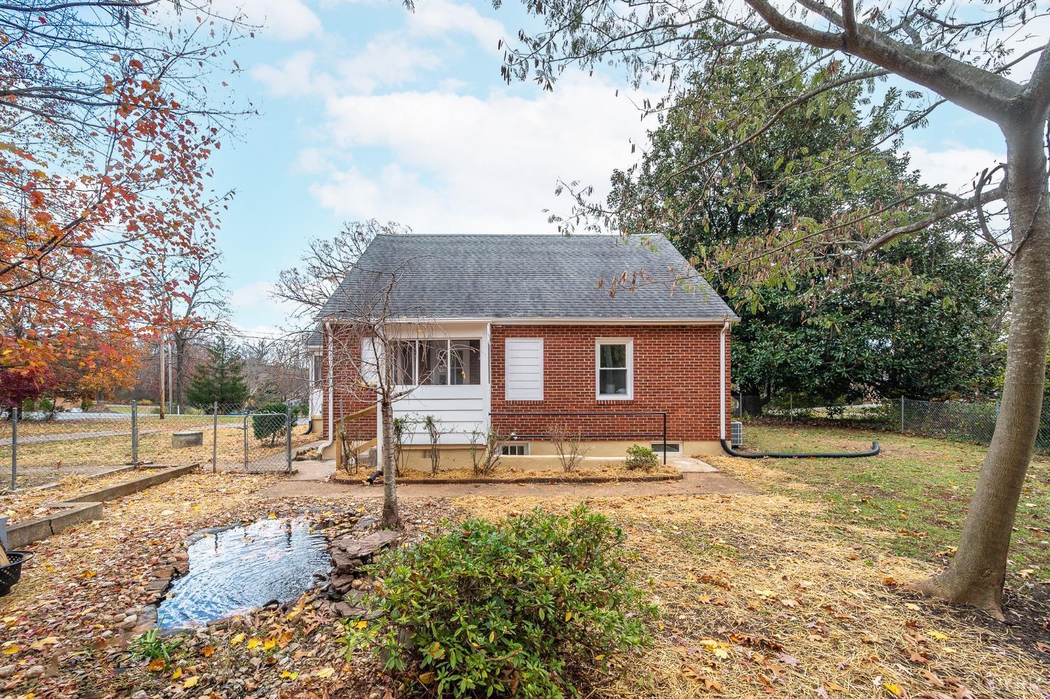 709 Old Graves Mill Road