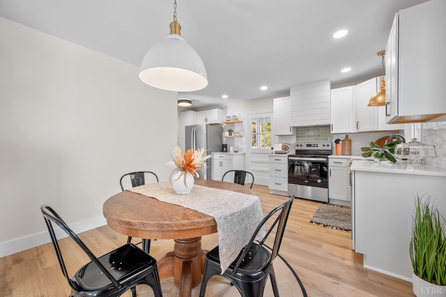 709 Old Graves Mill Road