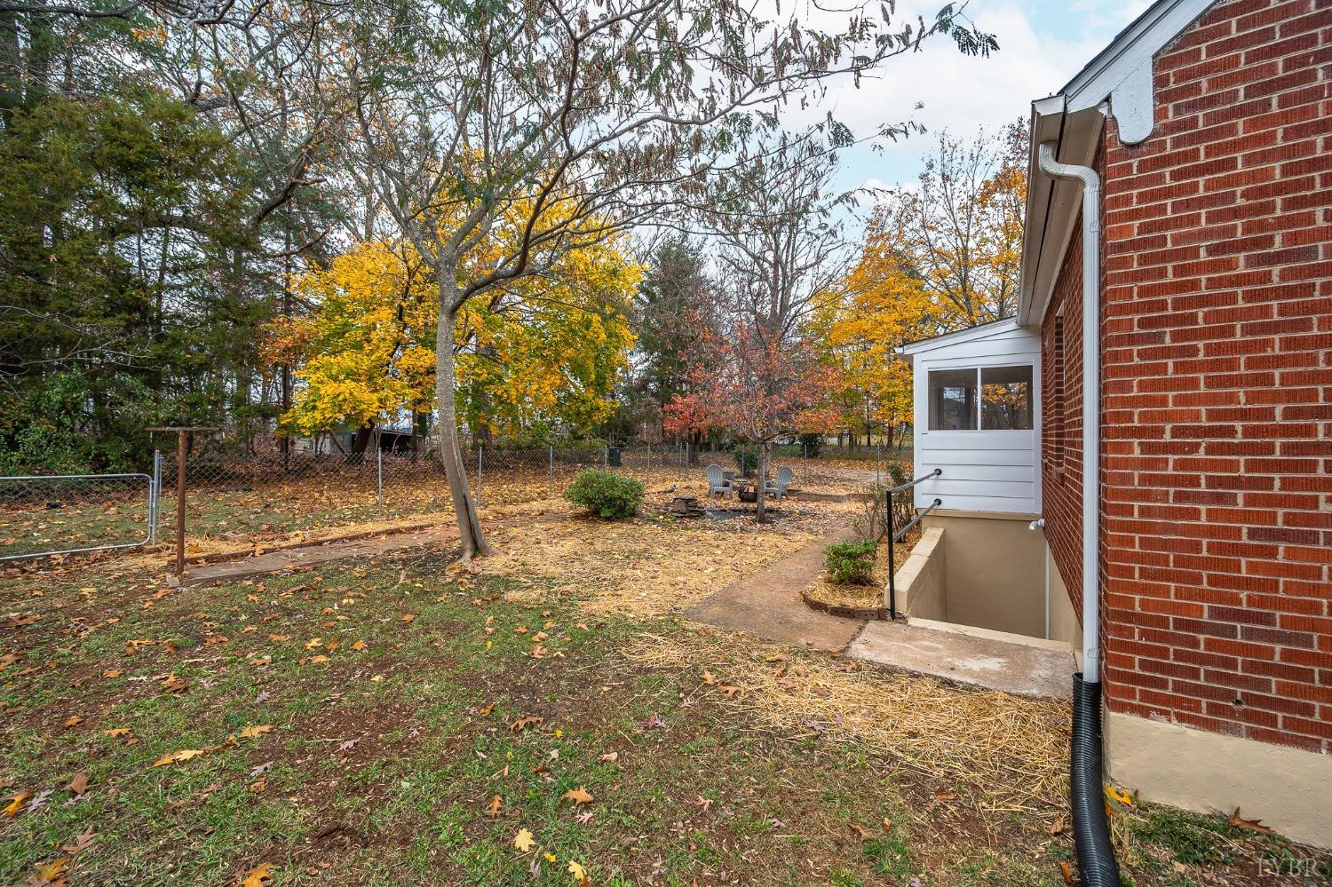 709 Old Graves Mill Road