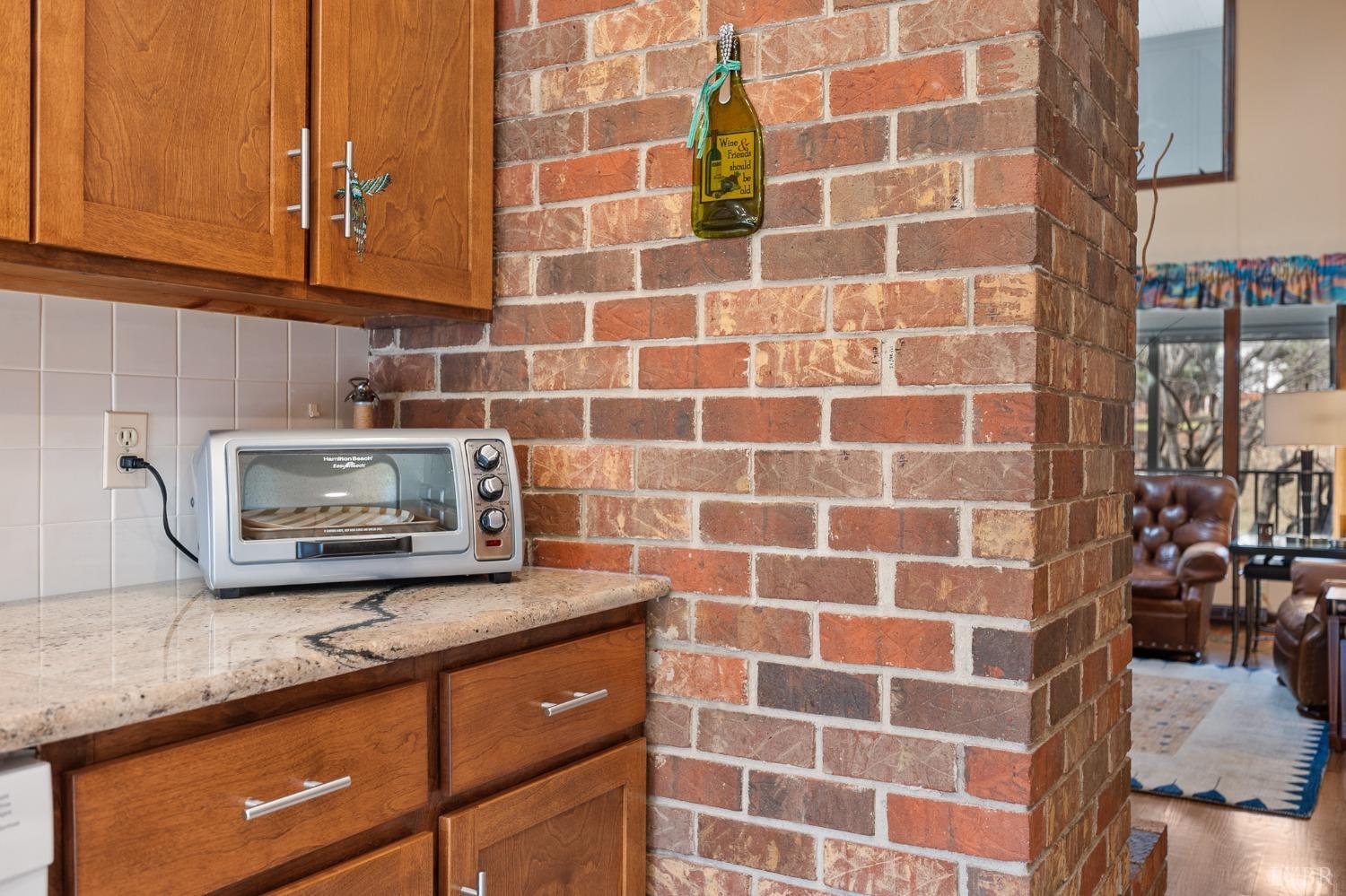 107 Hitching Post Lane