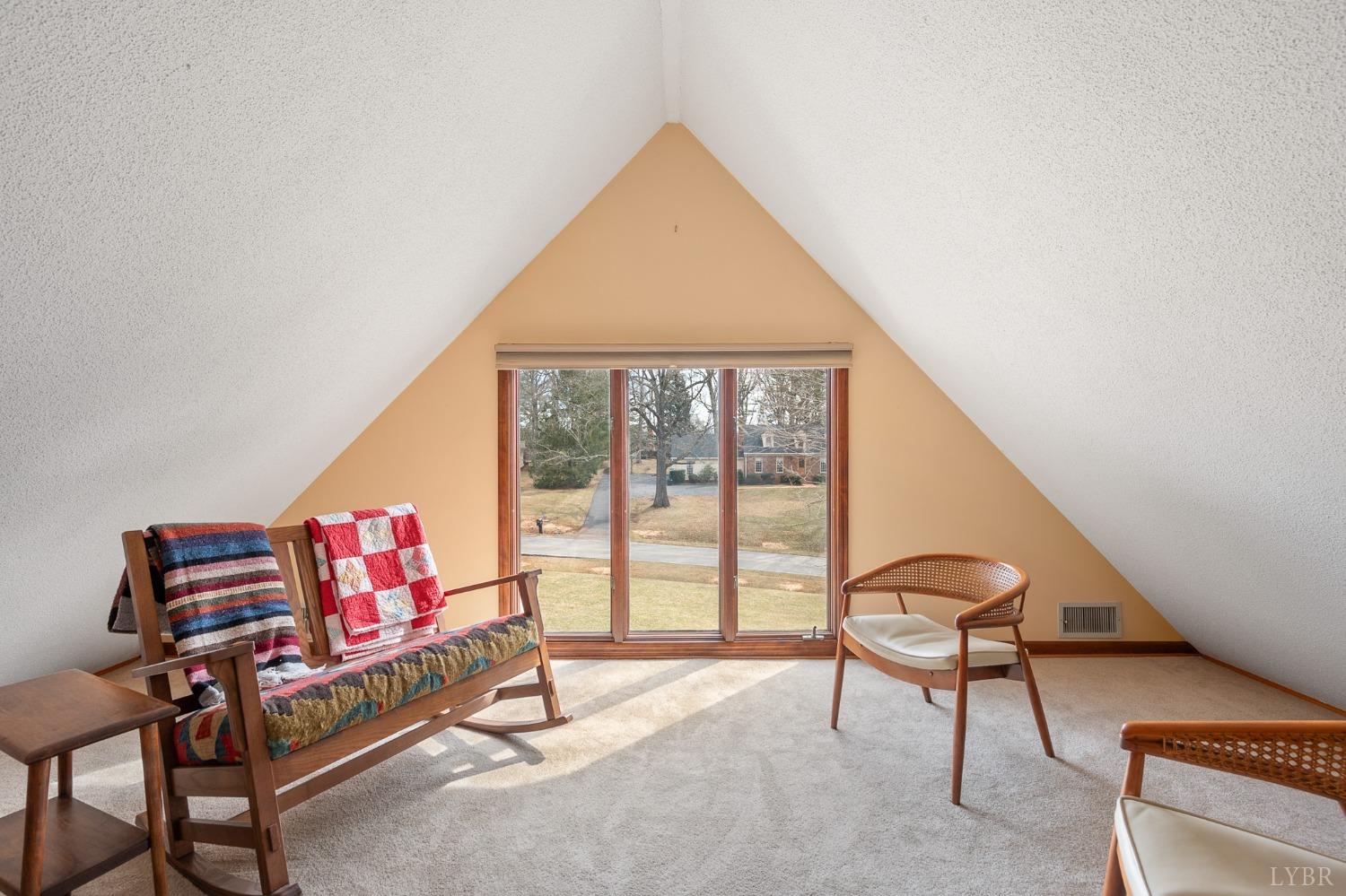 107 Hitching Post Lane