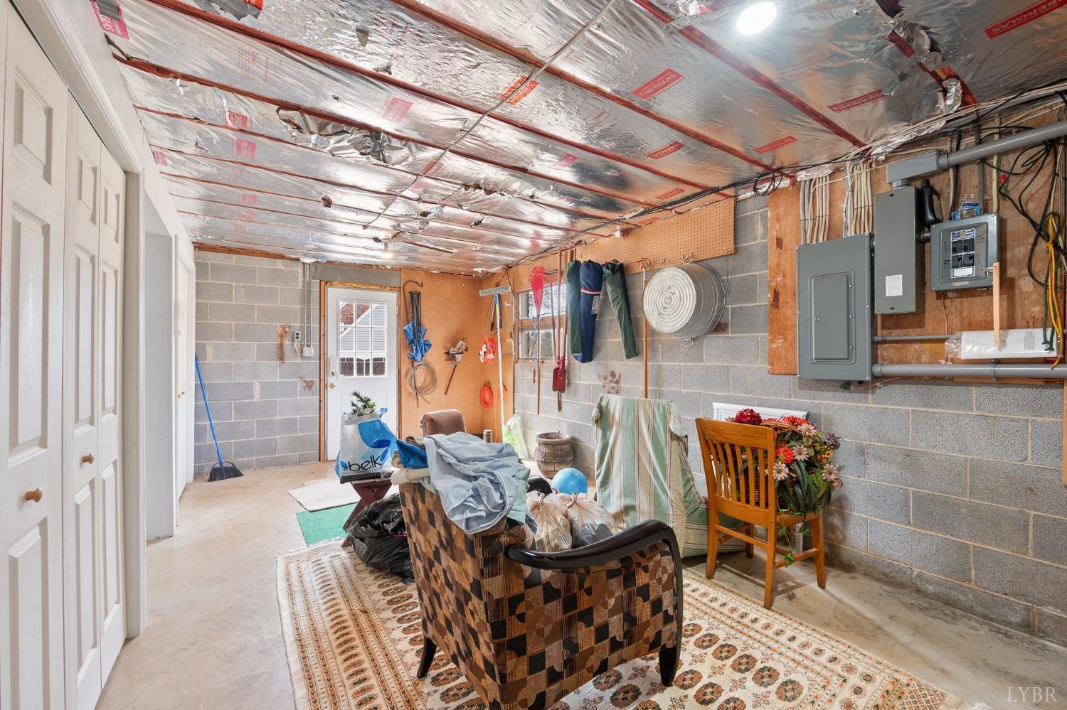 107 Hitching Post Lane