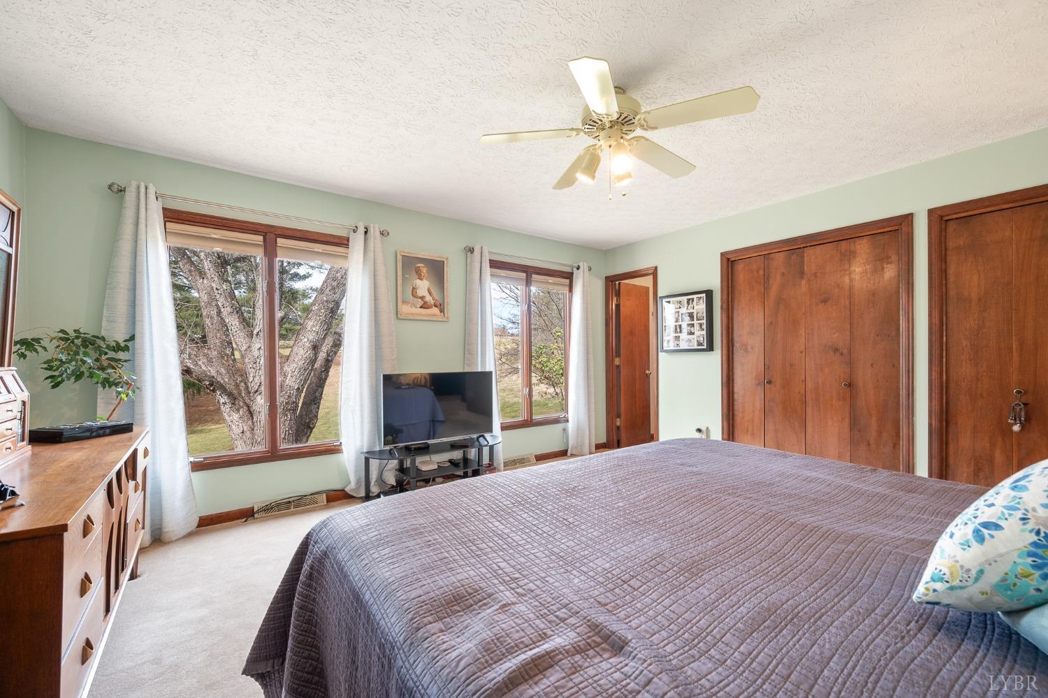 107 Hitching Post Lane