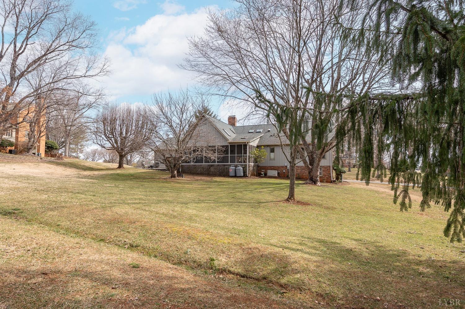 107 Hitching Post Lane