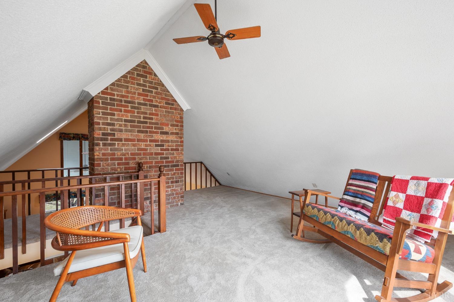 107 Hitching Post Lane