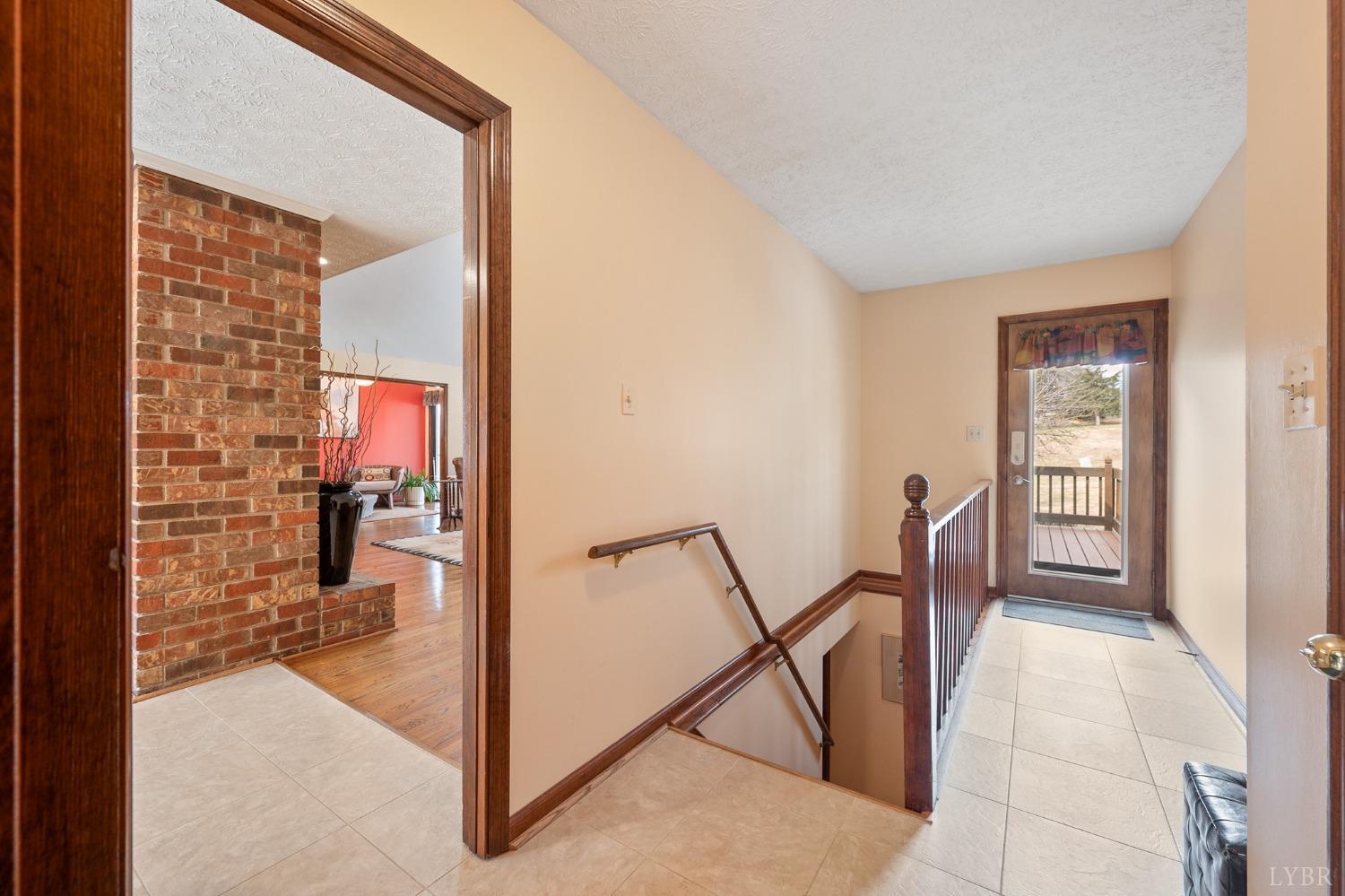 107 Hitching Post Lane