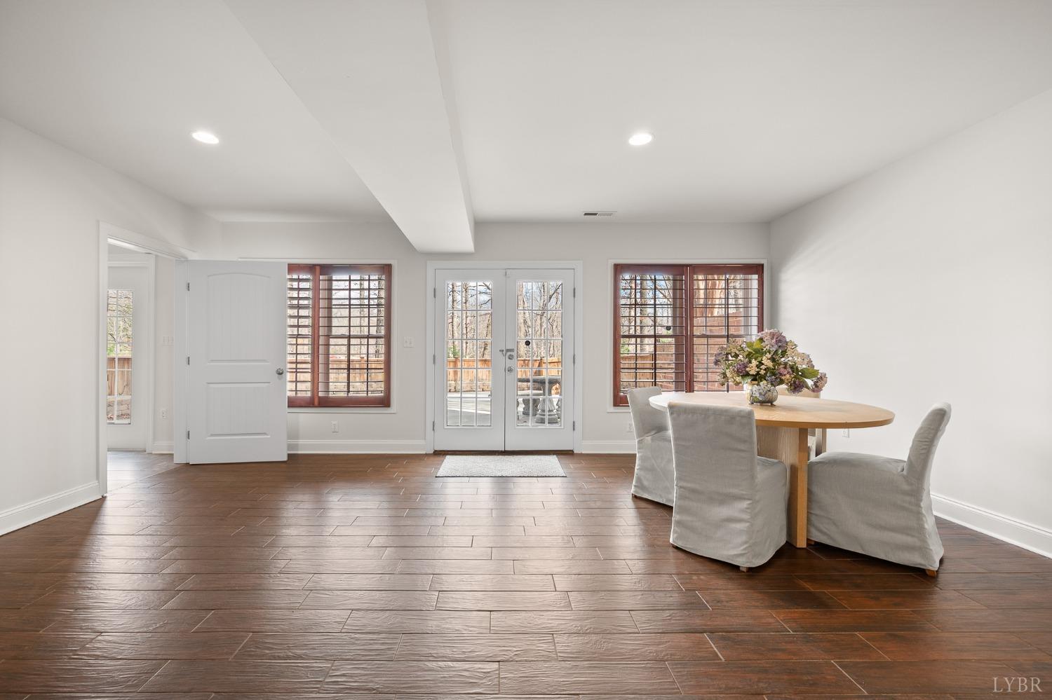 1108 Half Moon Court