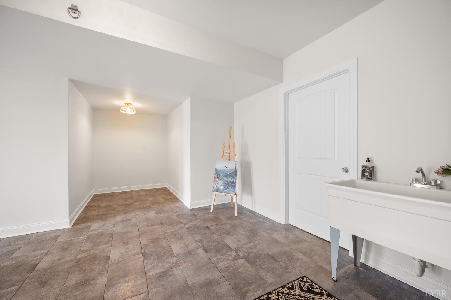 1108 Half Moon Court