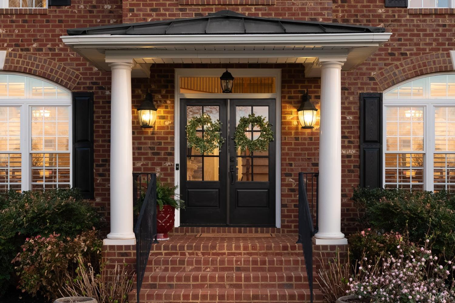 1108 Half Moon Court