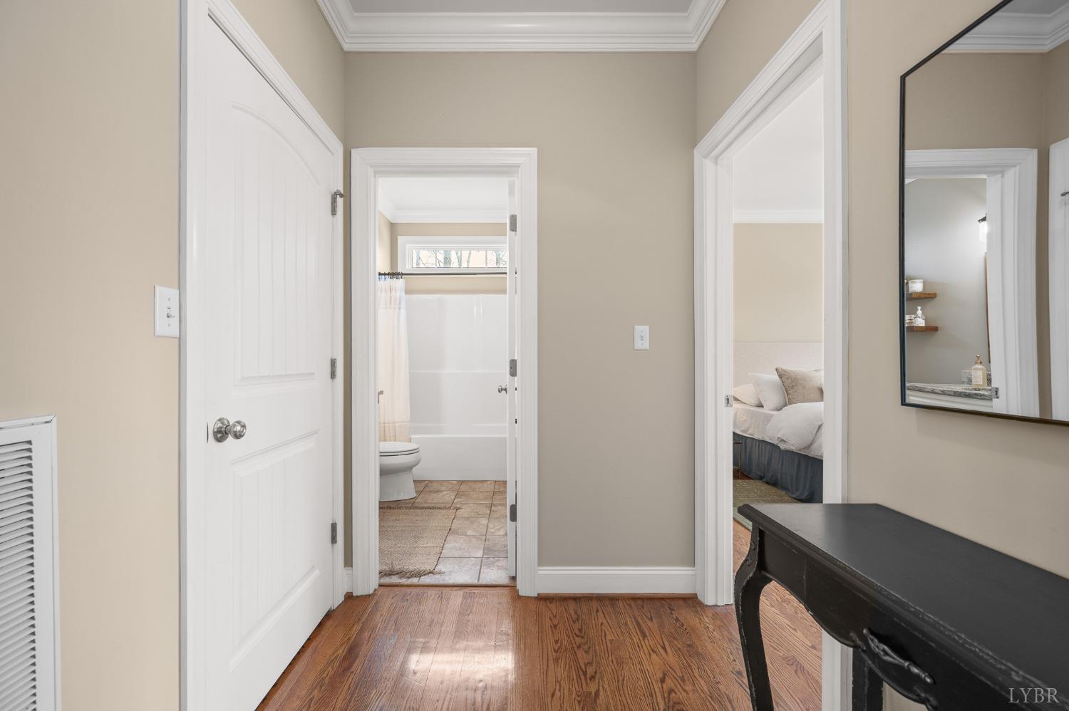 1108 Half Moon Court