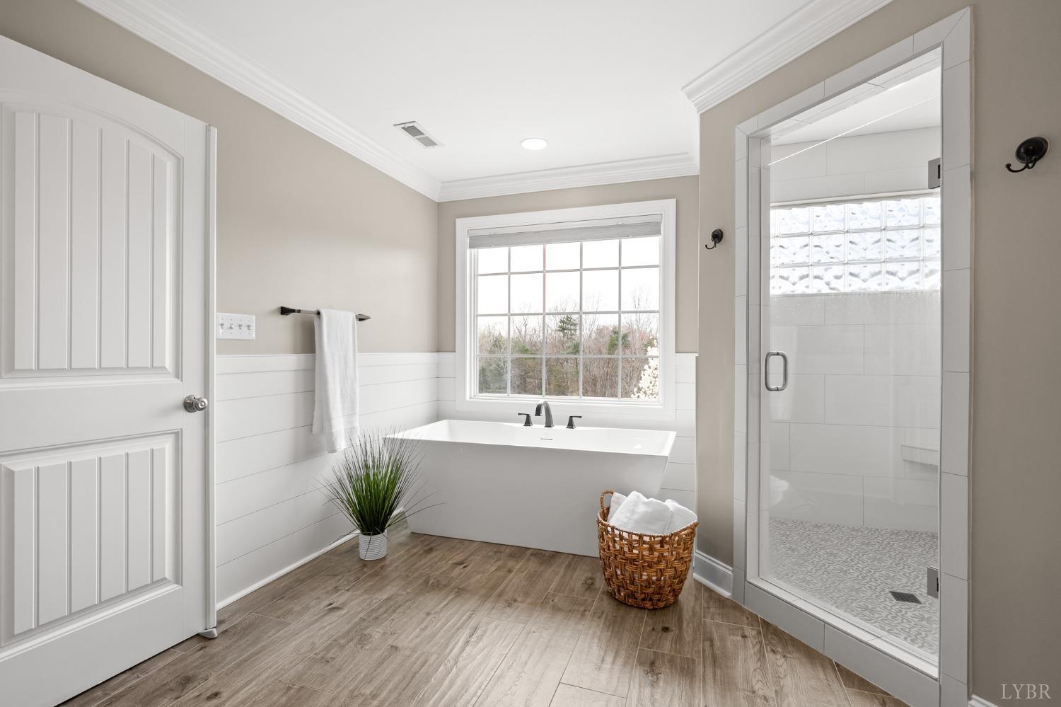 1108 Half Moon Court