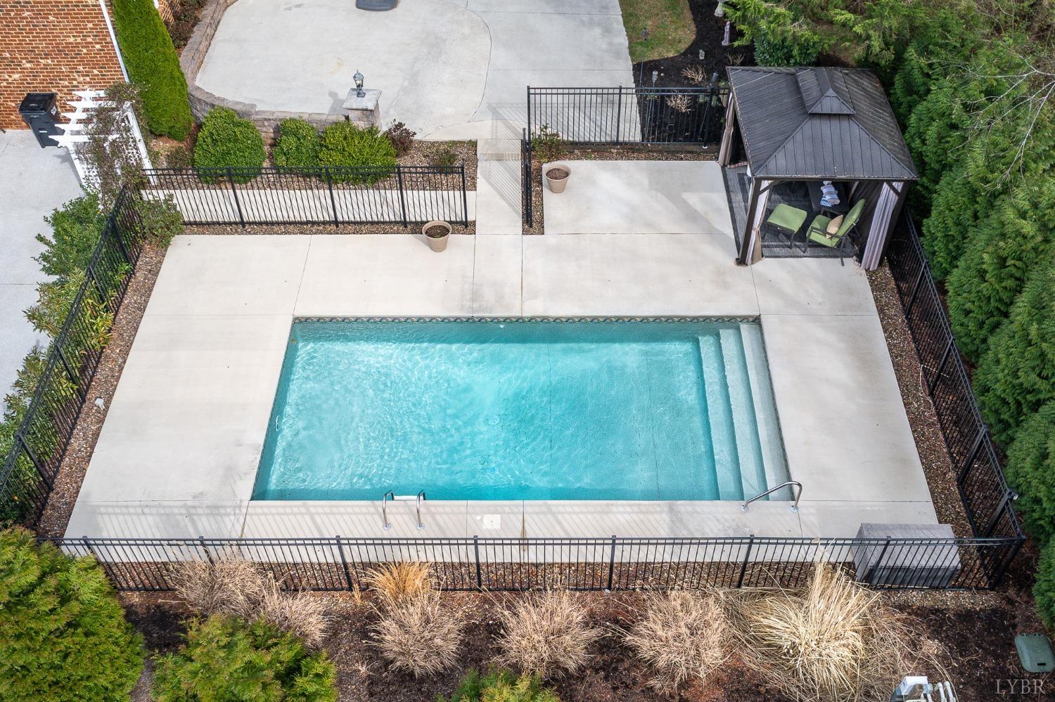 1108 Half Moon Court