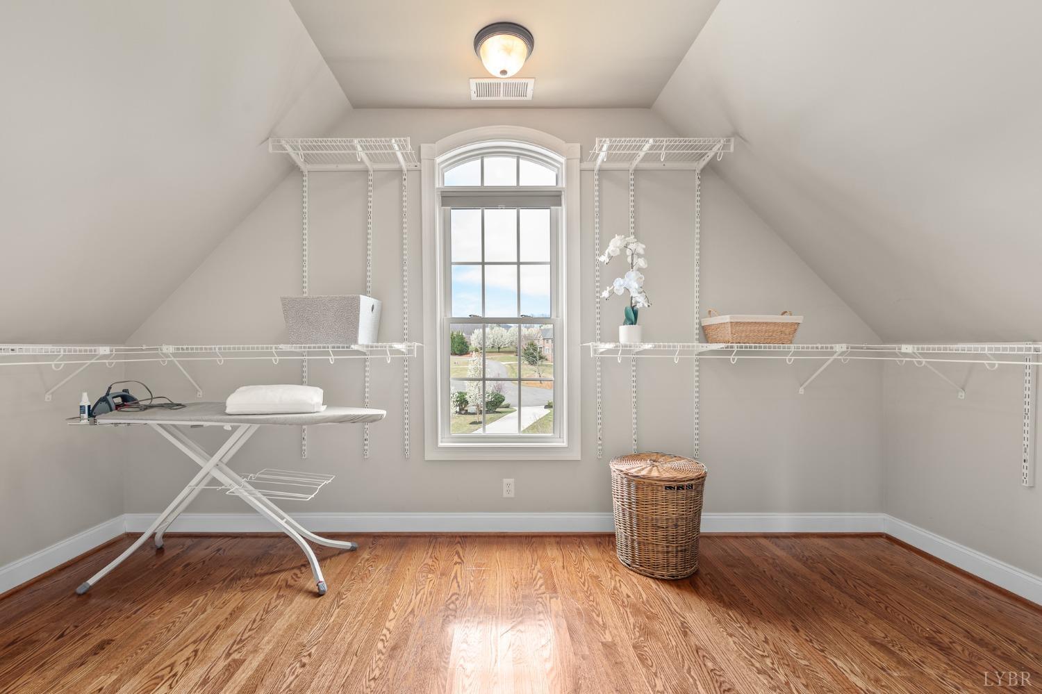 1108 Half Moon Court