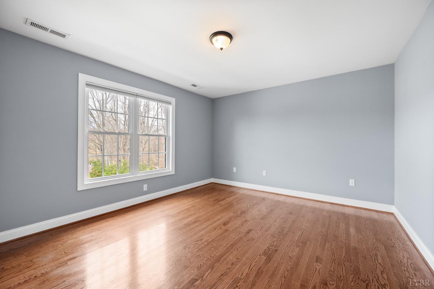 1108 Half Moon Court