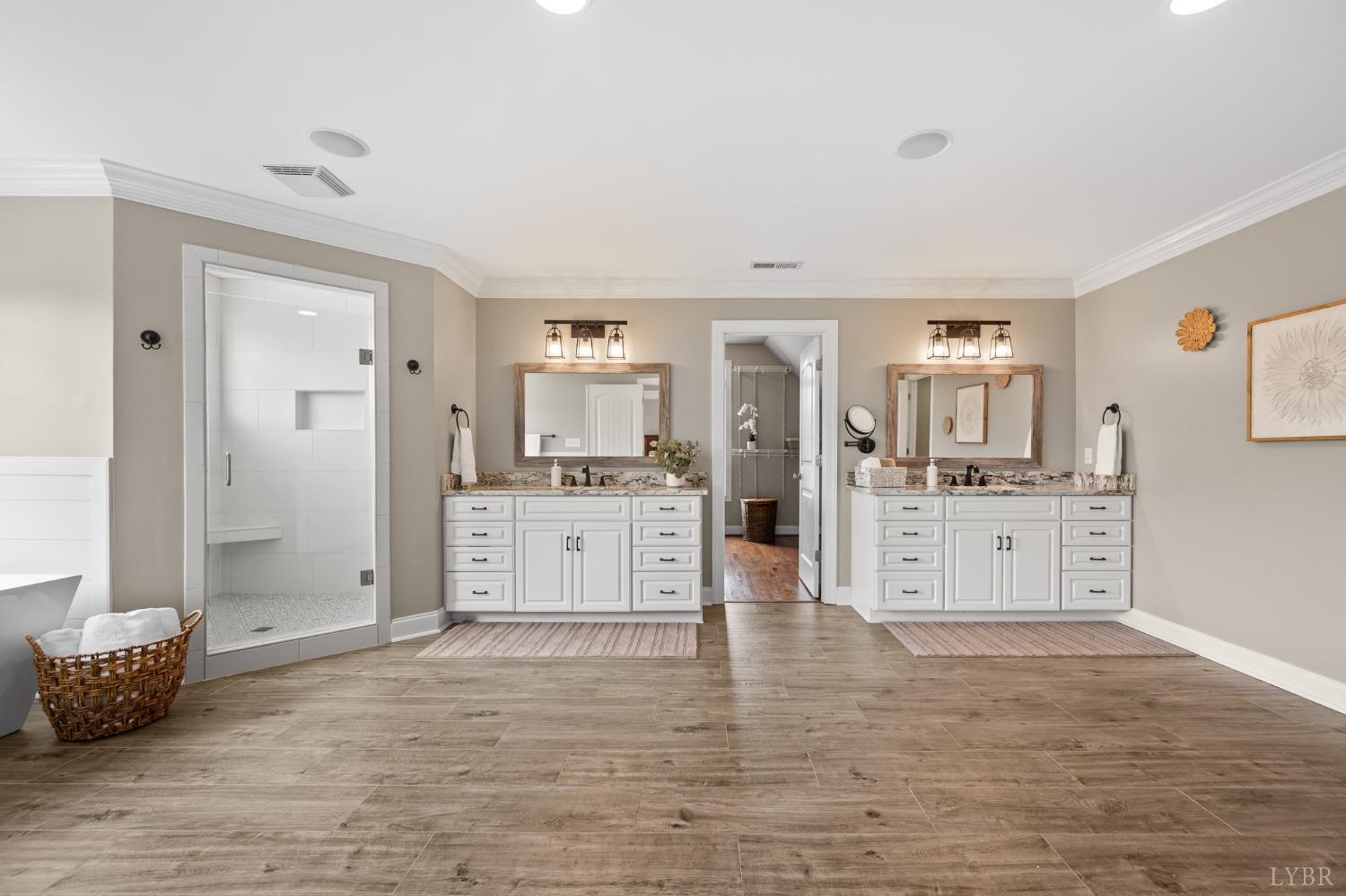 1108 Half Moon Court