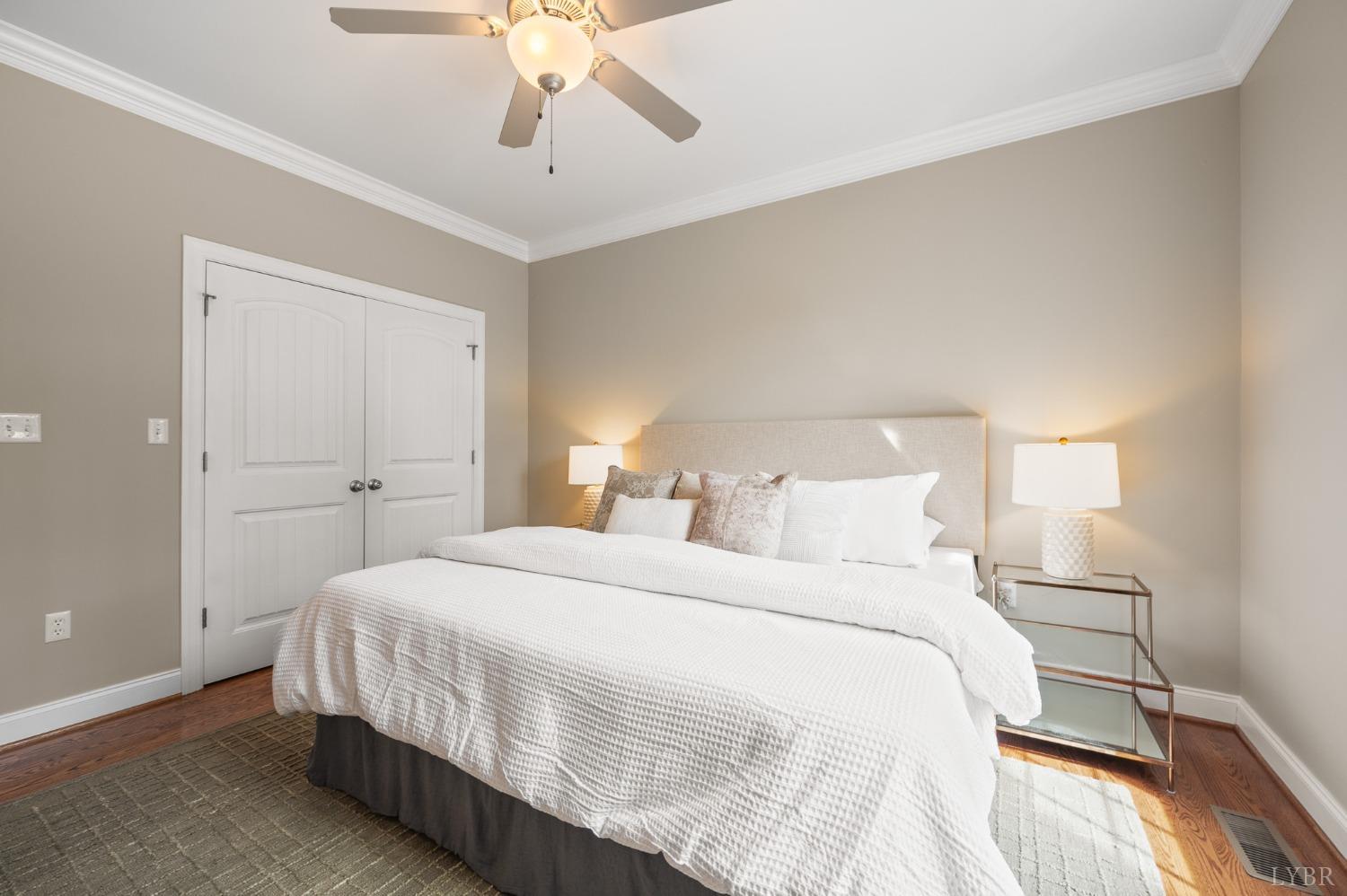 1108 Half Moon Court