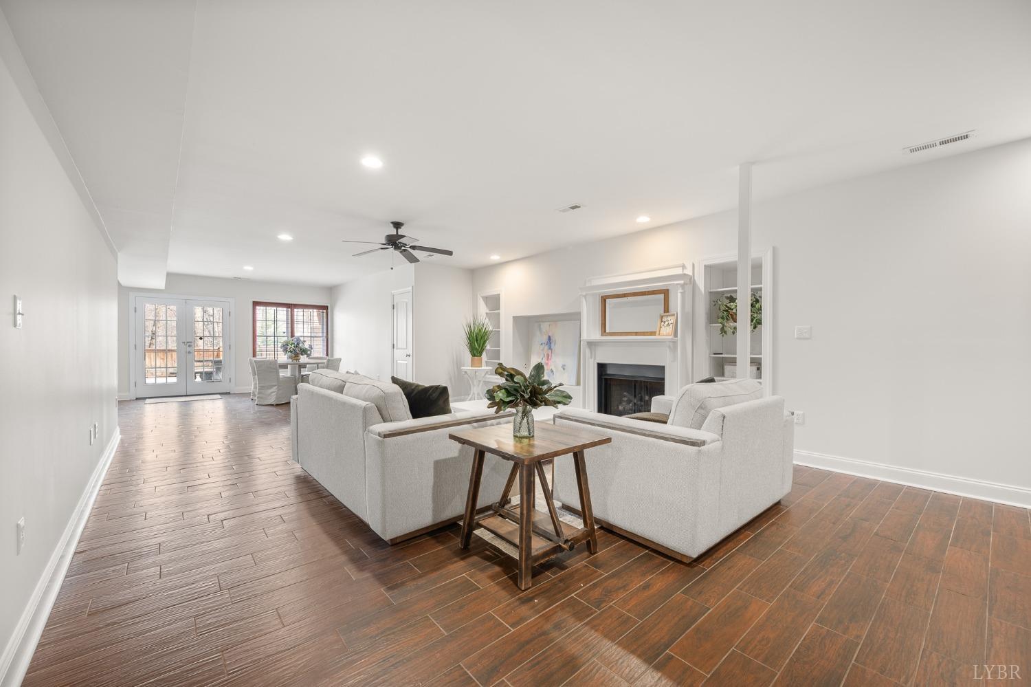 1108 Half Moon Court