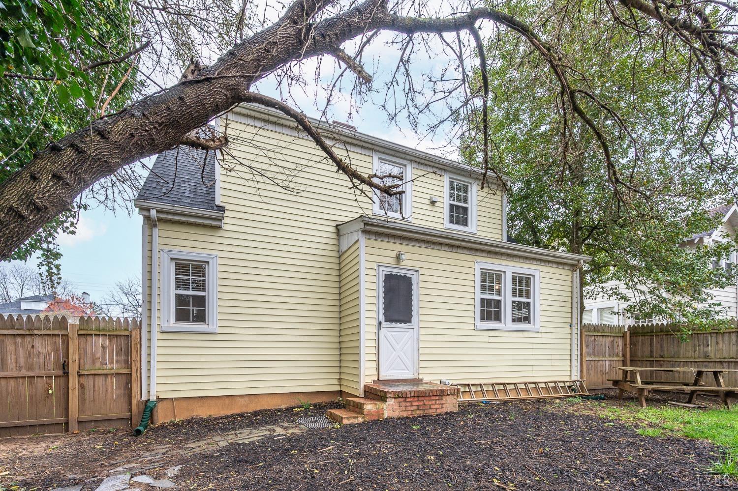 611 Riverside Drive