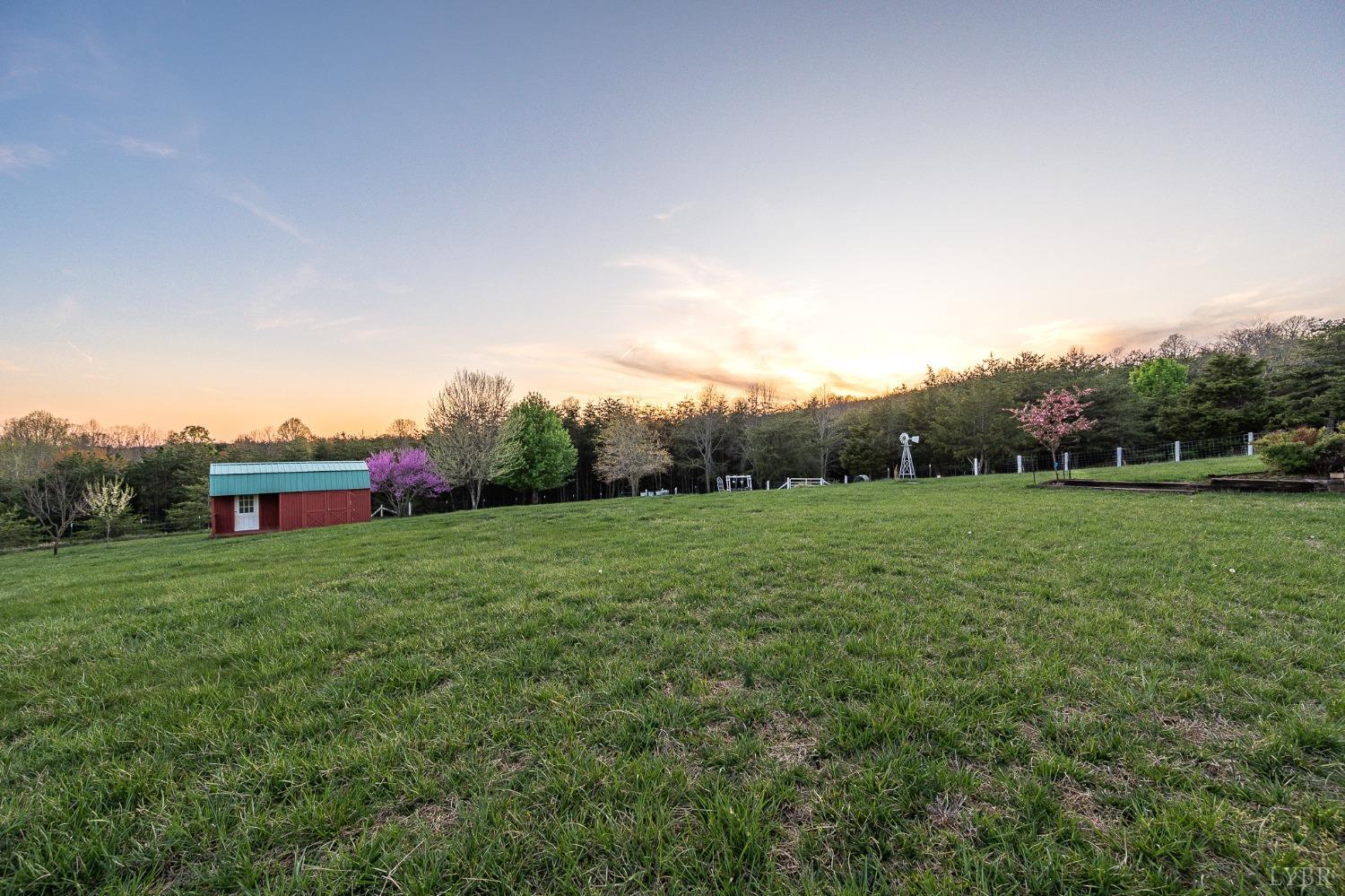 1025 Five Forks Road