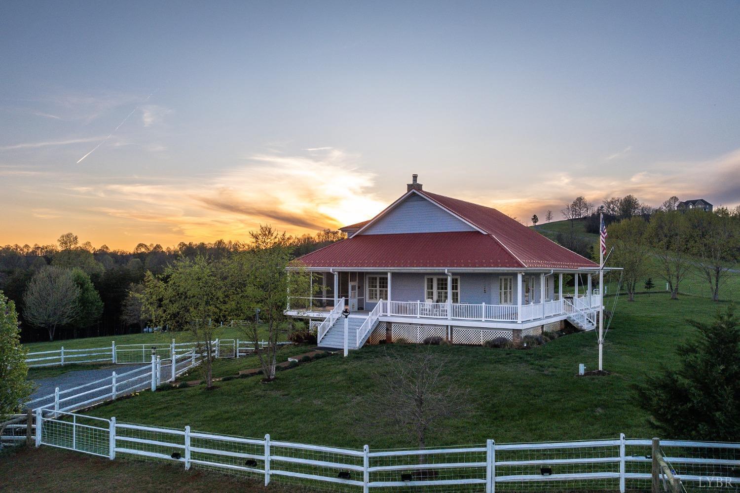 1025 Five Forks Road