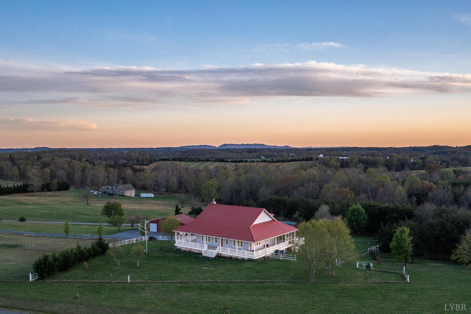 1025 Five Forks Road