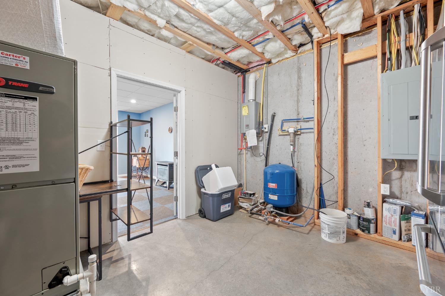 1025 Five Forks Road