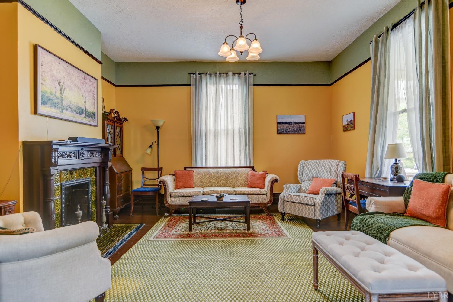1011 16th Street