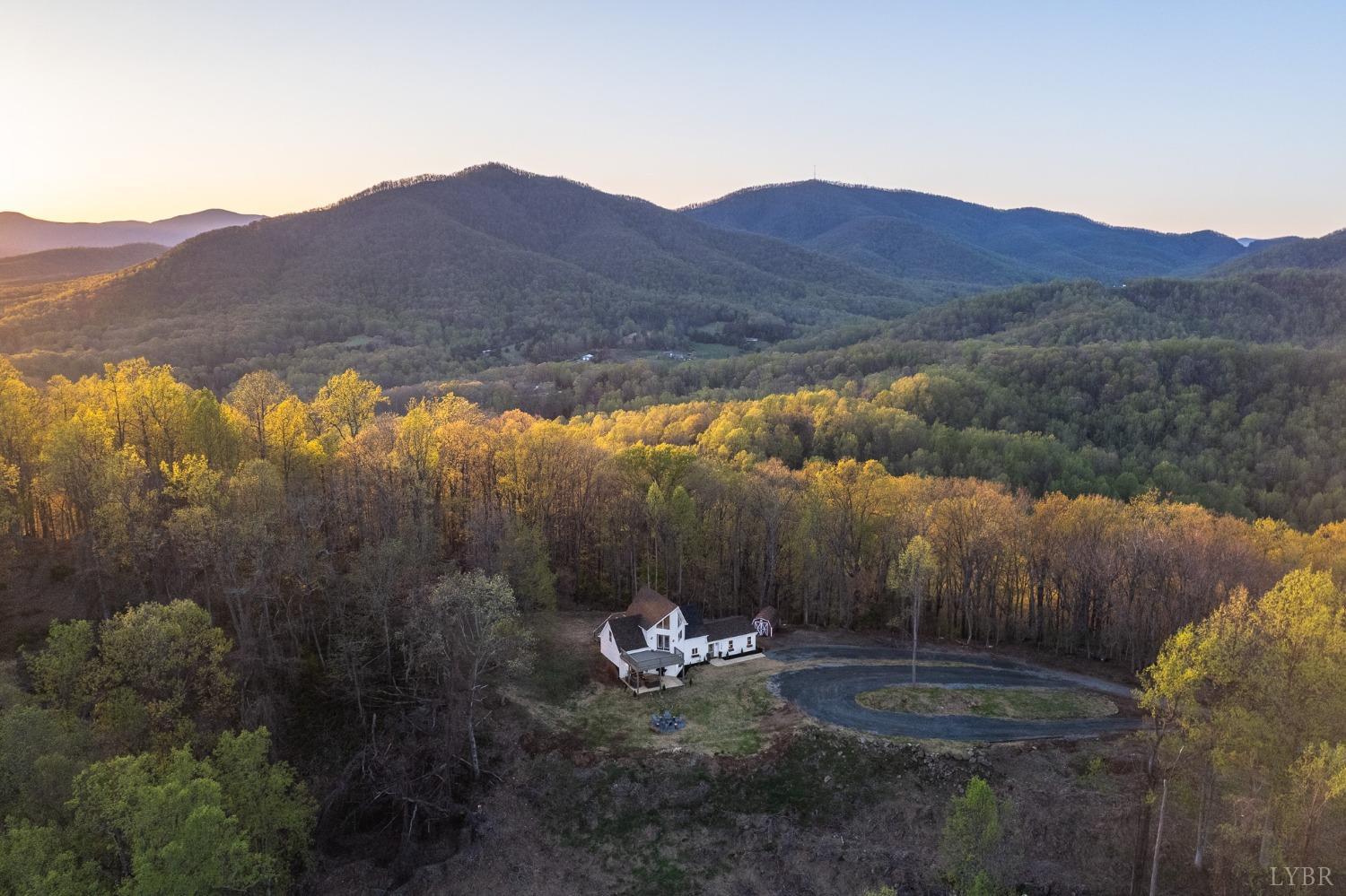 1520 Grassy Mountain Lane