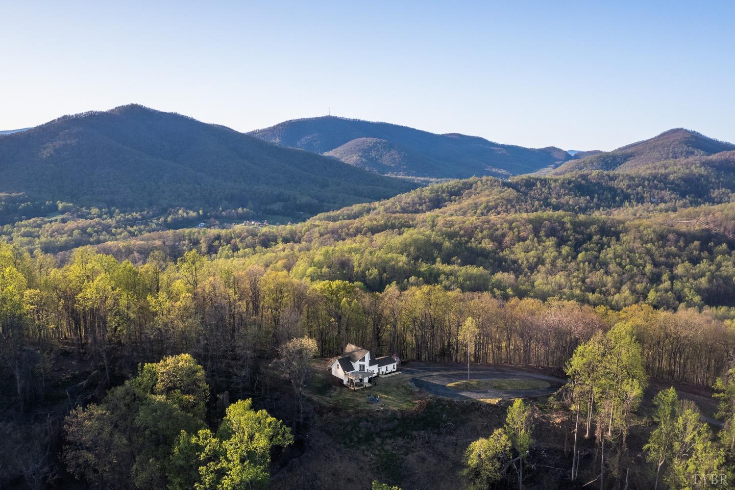 1520 Grassy Mountain Lane