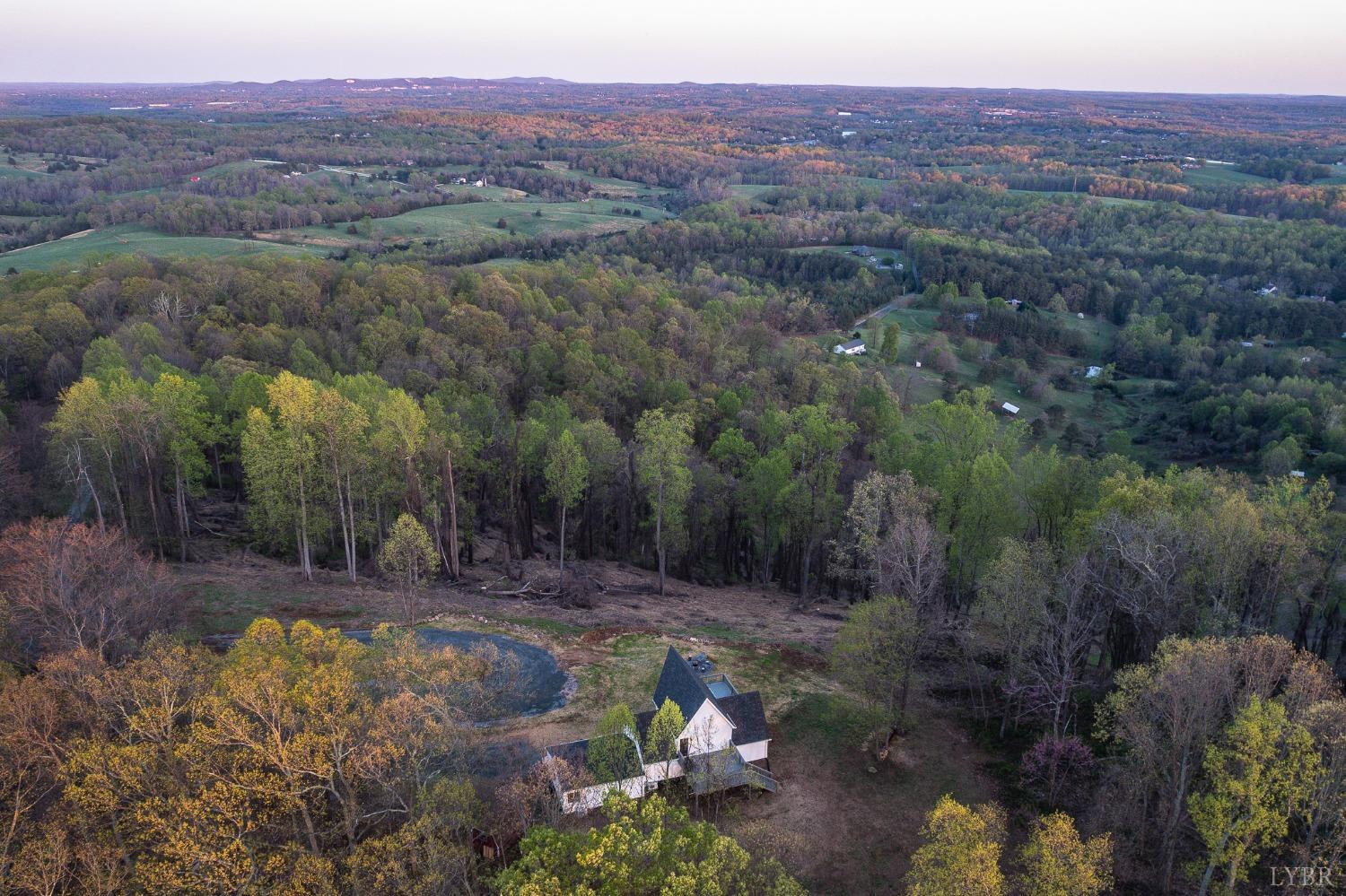 1520 Grassy Mountain Lane