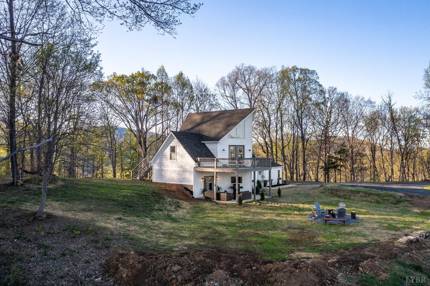 1520 Grassy Mountain Lane