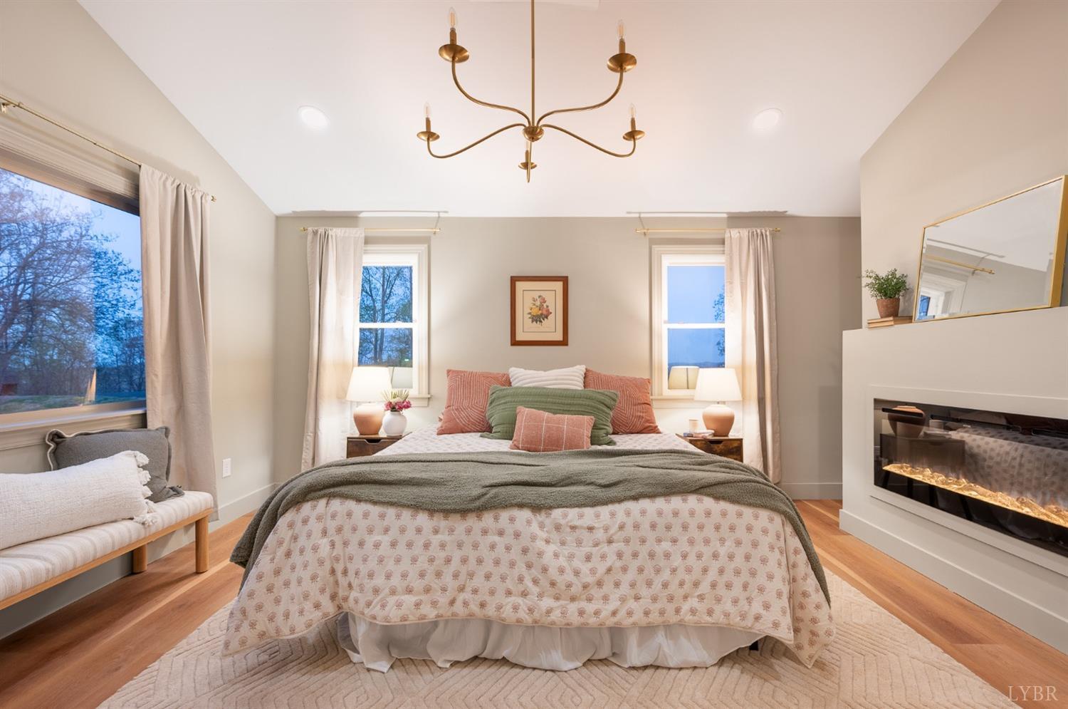 1520 Grassy Mountain Lane