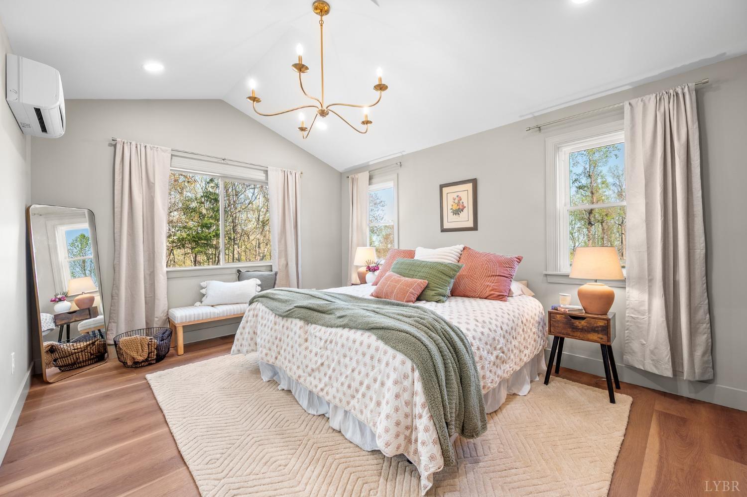 1520 Grassy Mountain Lane