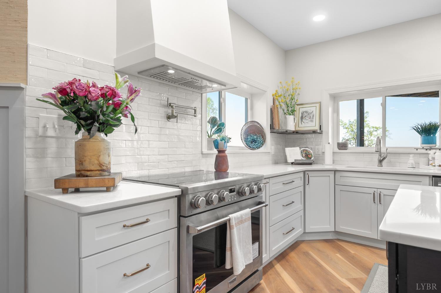 1520 Grassy Mountain Lane