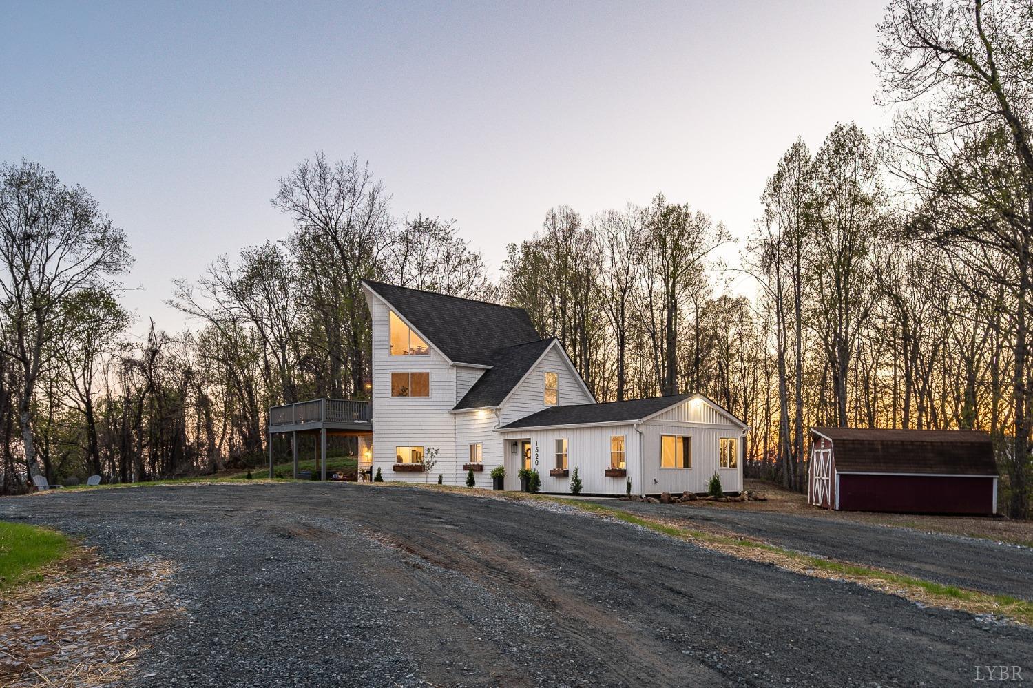 1520 Grassy Mountain Lane