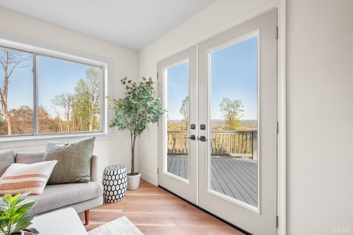 1520 Grassy Mountain Lane