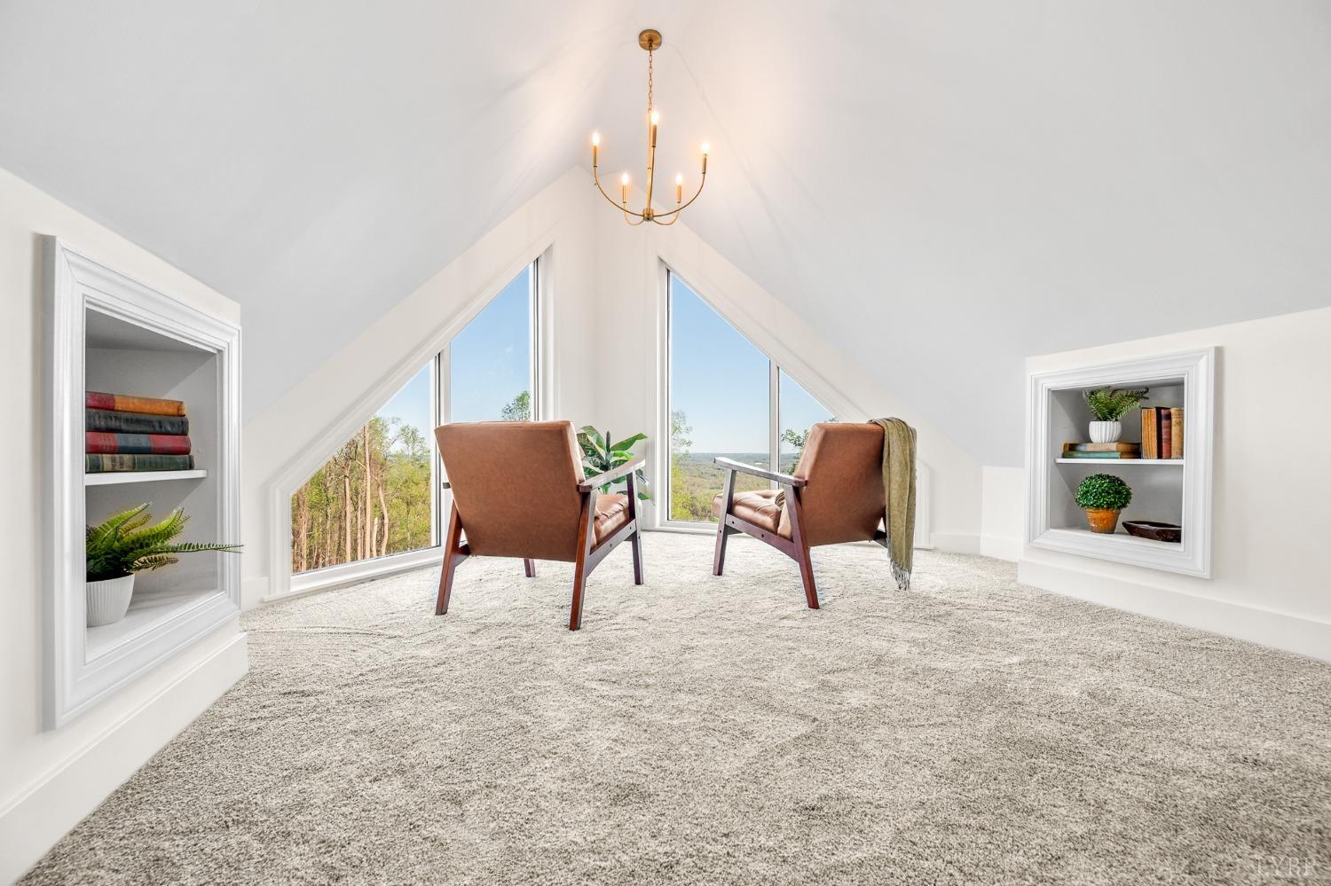 1520 Grassy Mountain Lane