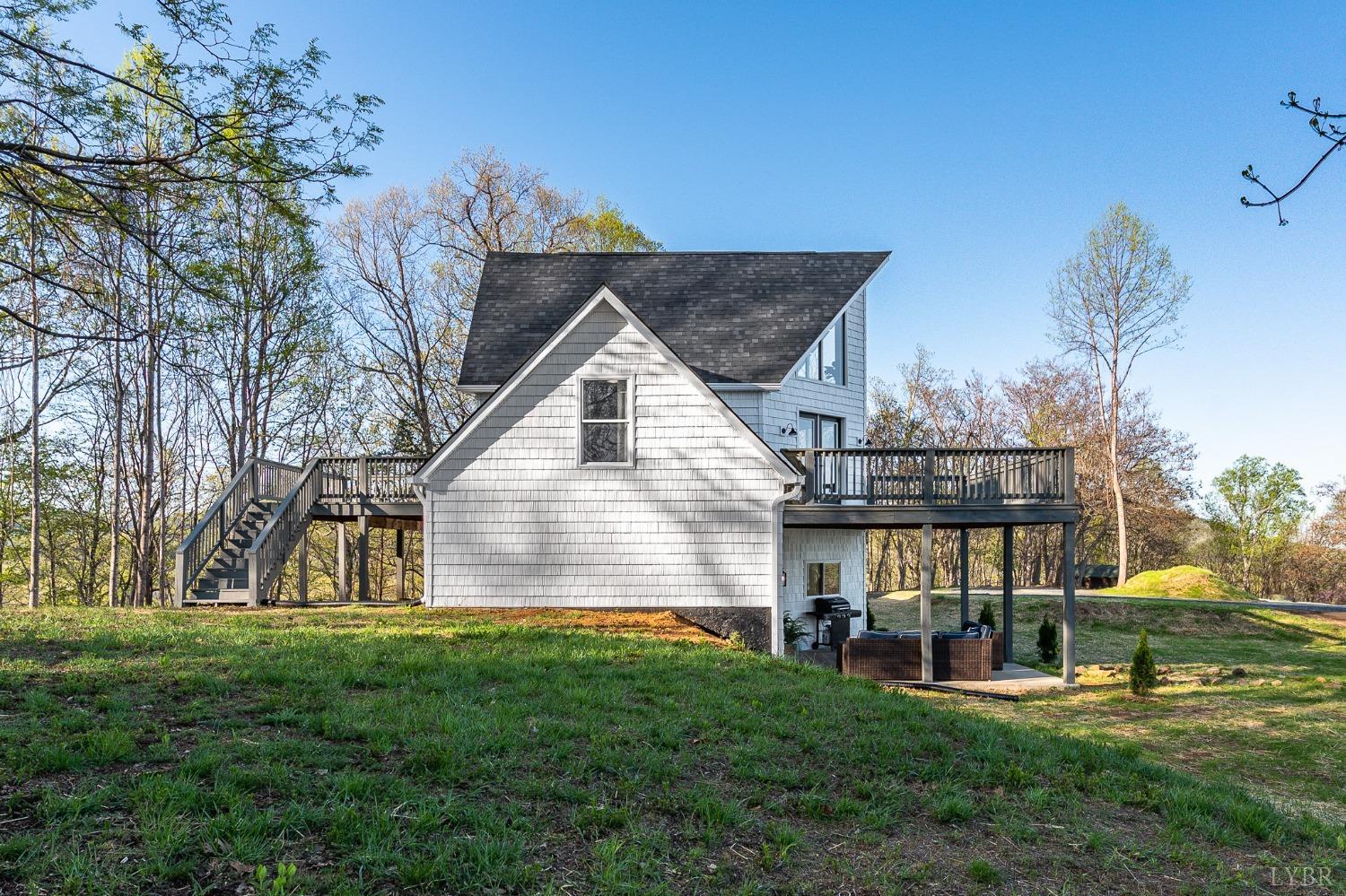 1520 Grassy Mountain Lane