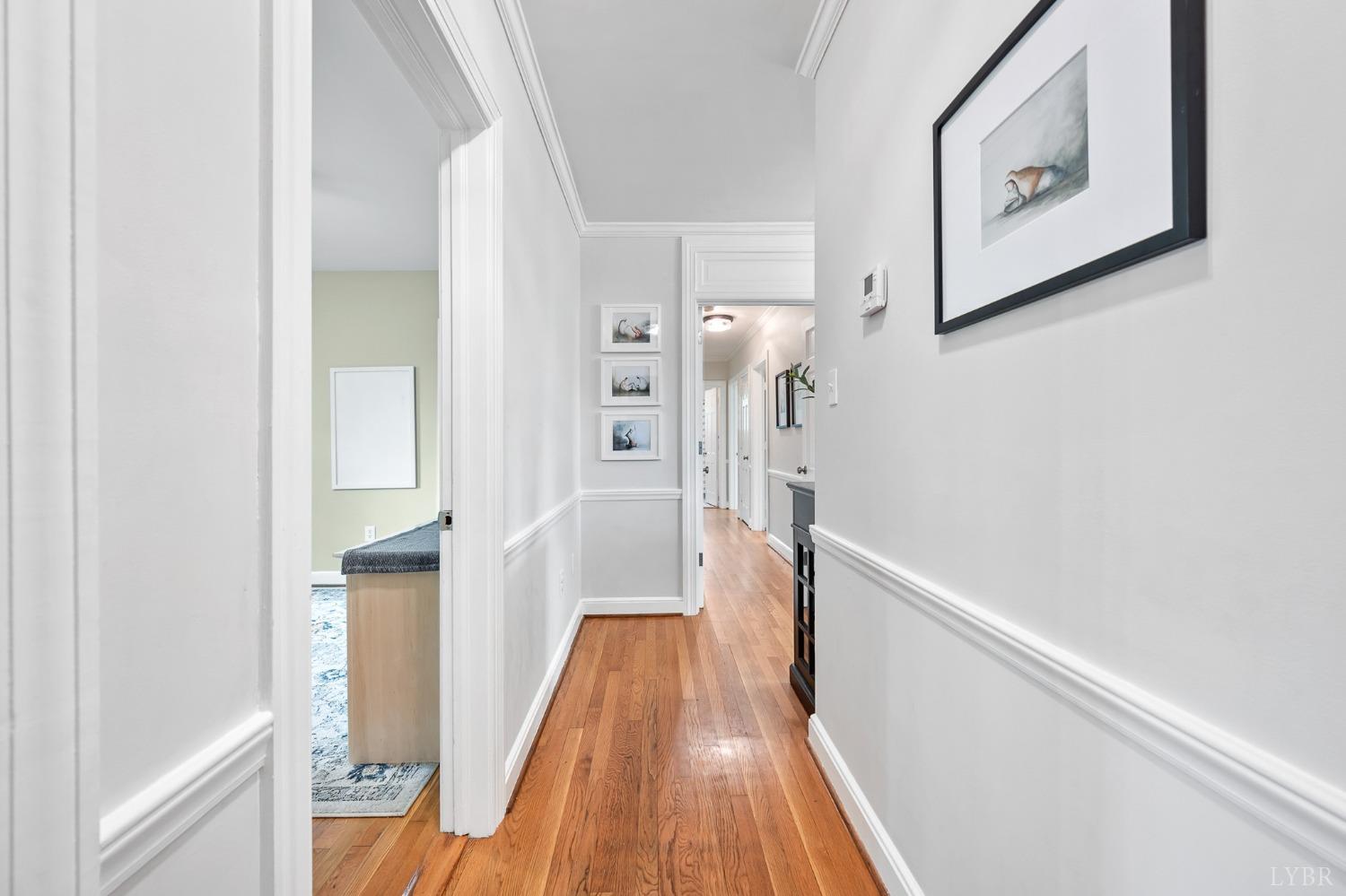 3760 Woodside Avenue