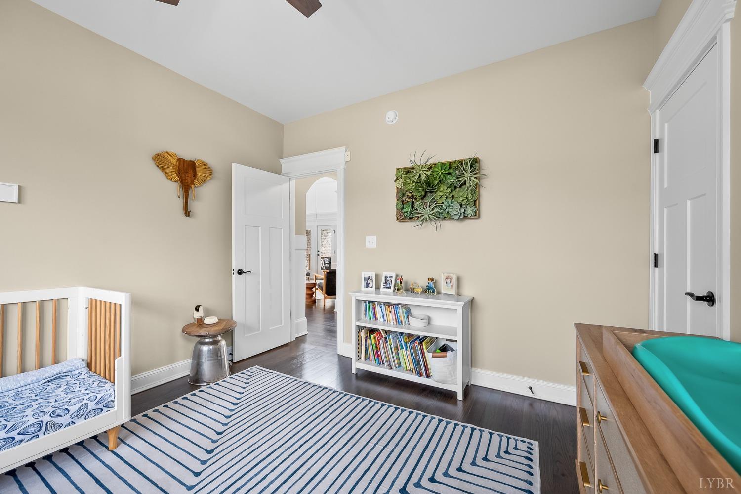 1836 Lake Manor Drive