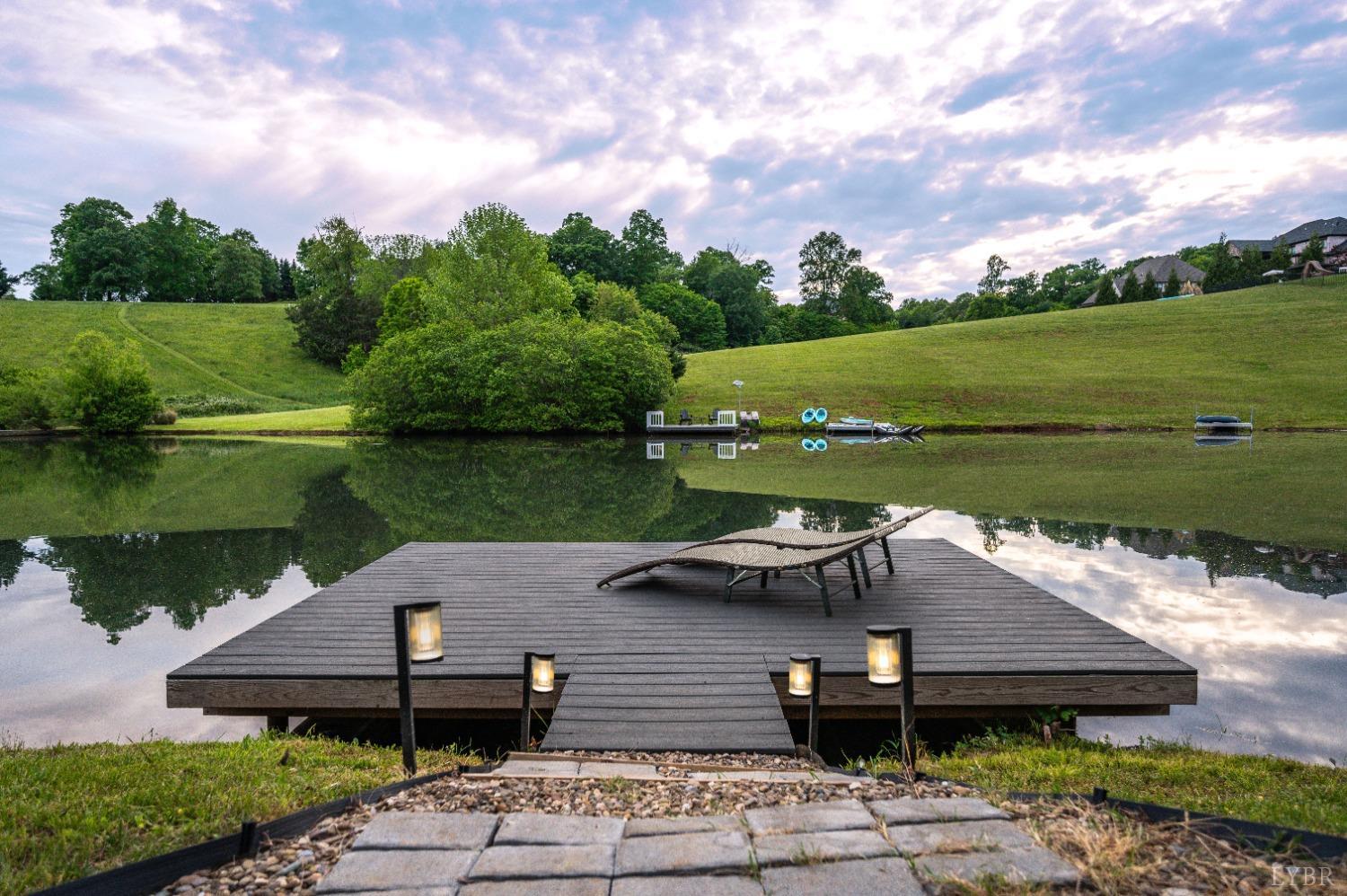 1836 Lake Manor Drive