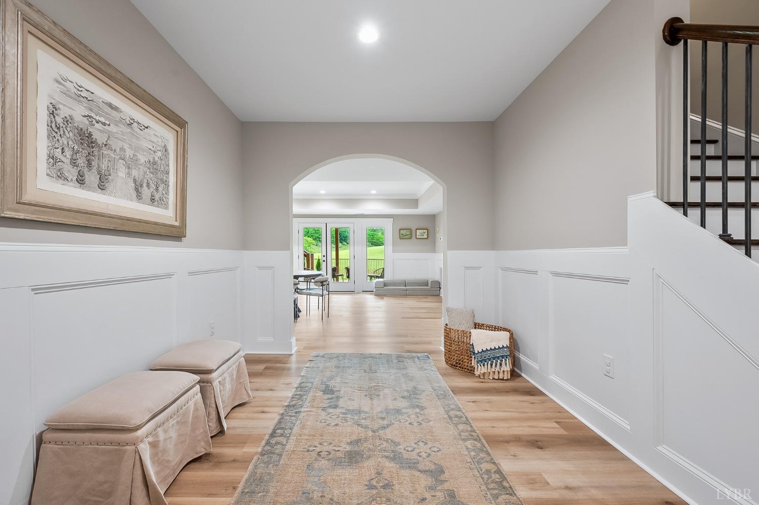 1836 Lake Manor Drive