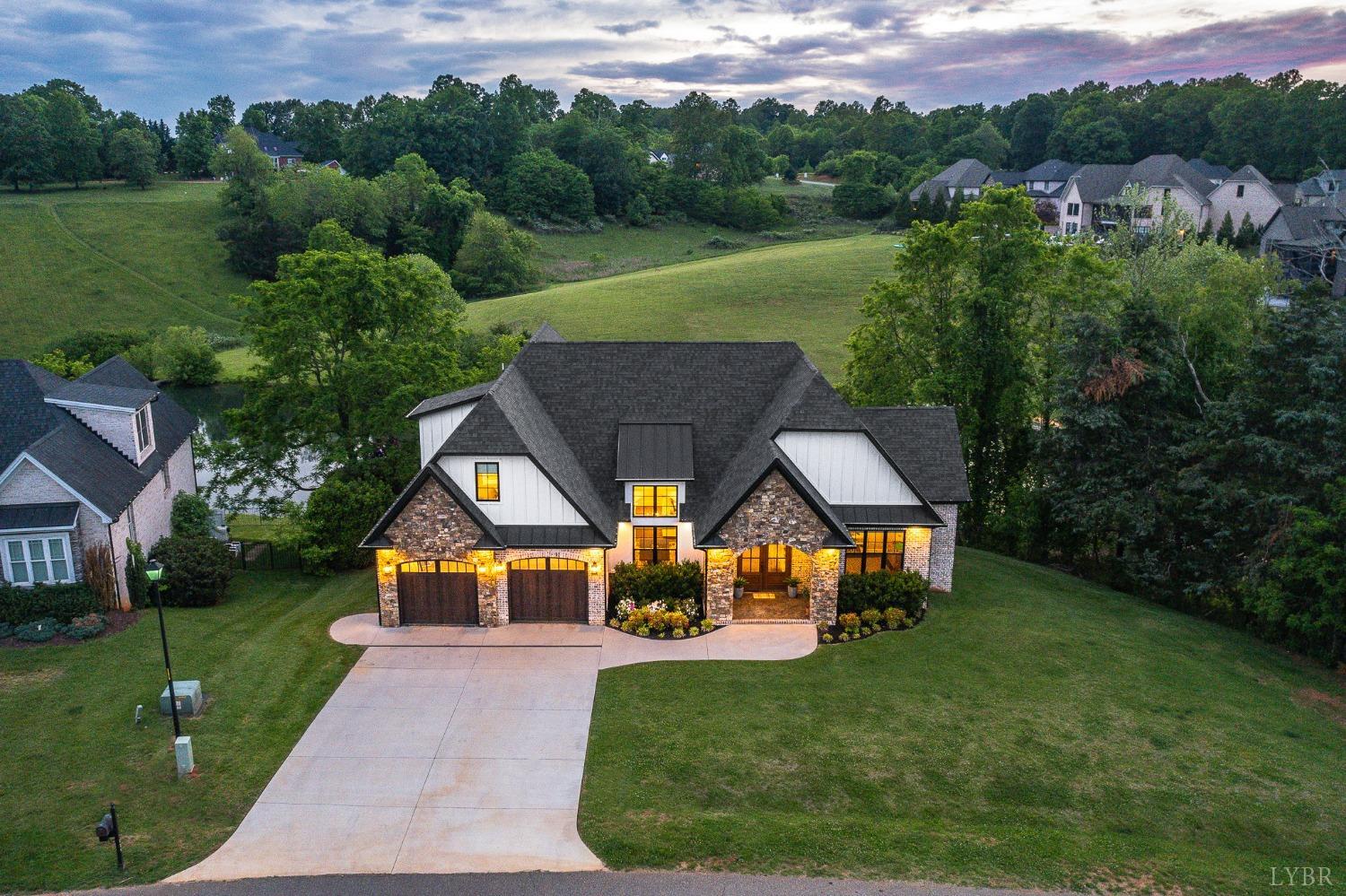 1836 Lake Manor Drive