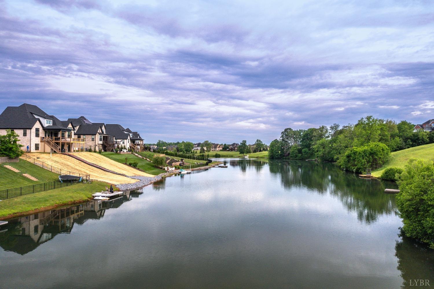 1836 Lake Manor Drive