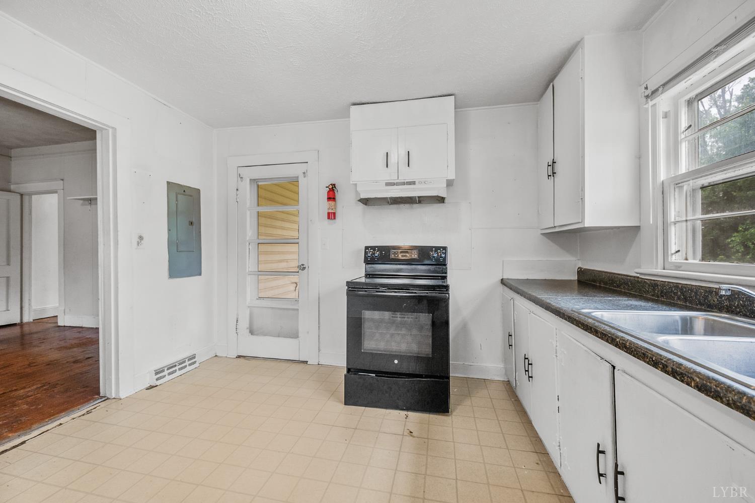 3243 Maryland Avenue