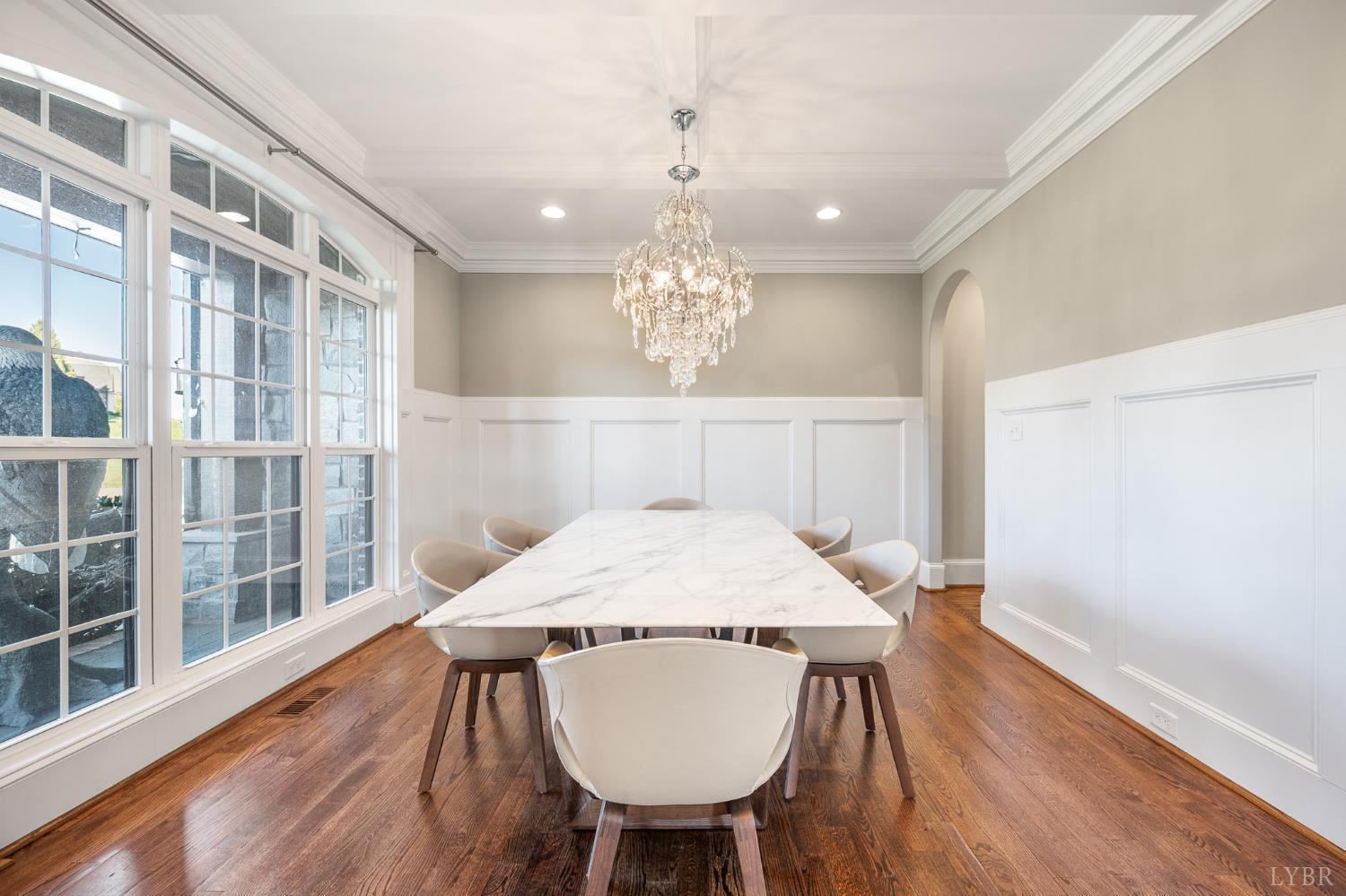 1698 Lake Manor Drive