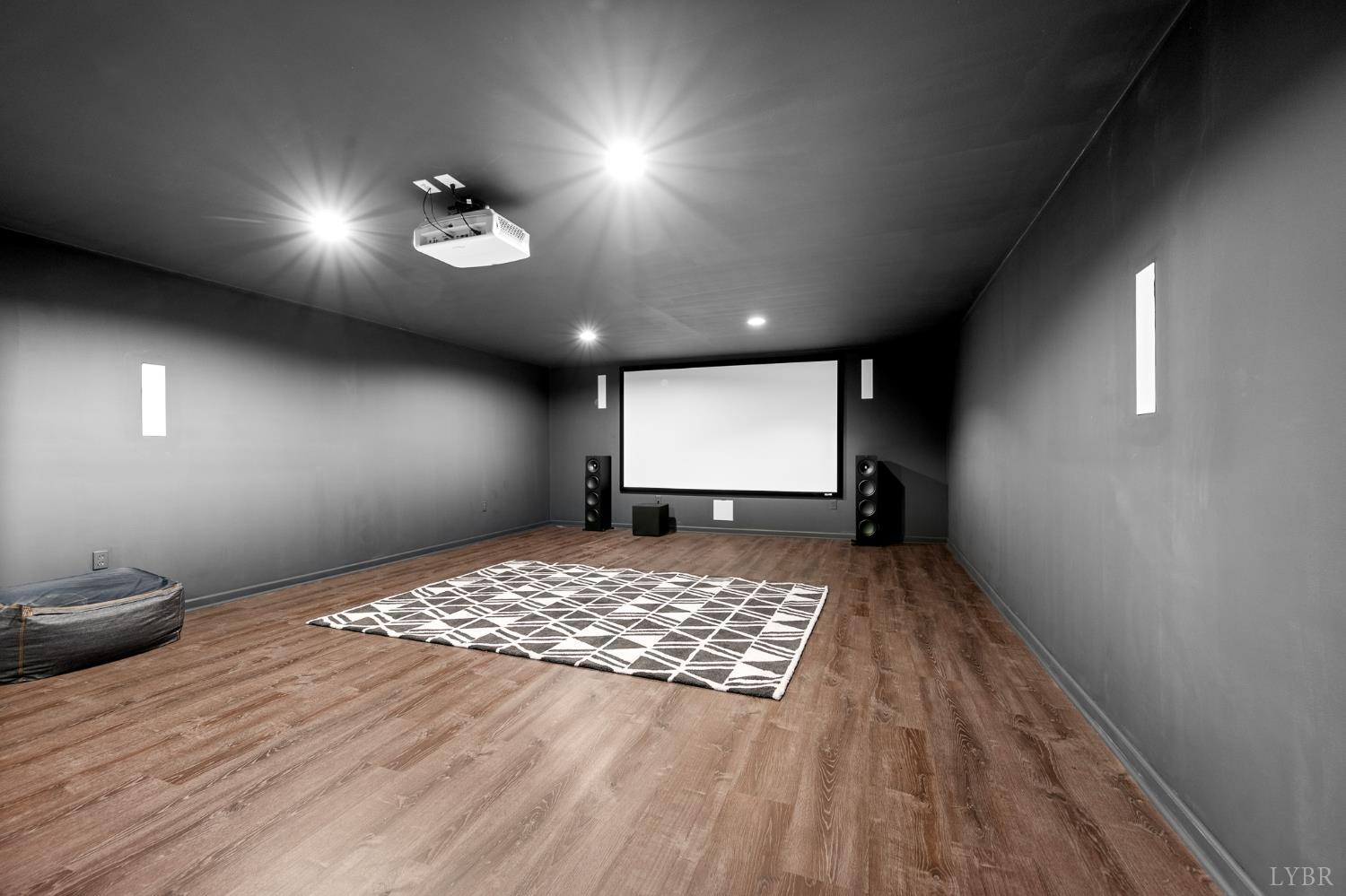 1698 Lake Manor Drive