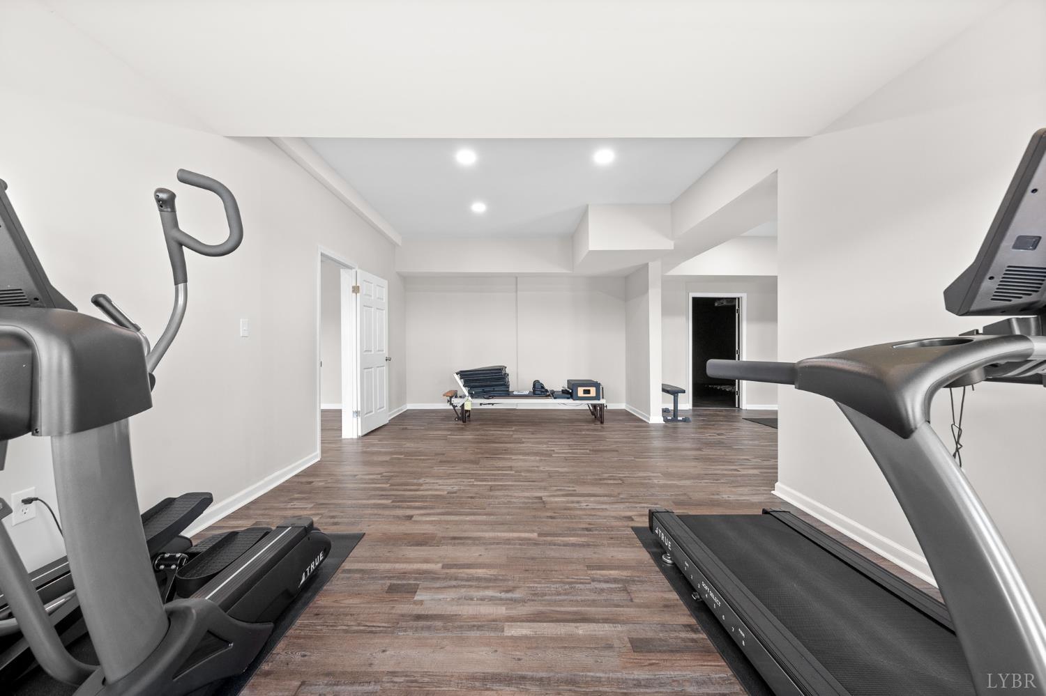 1698 Lake Manor Drive