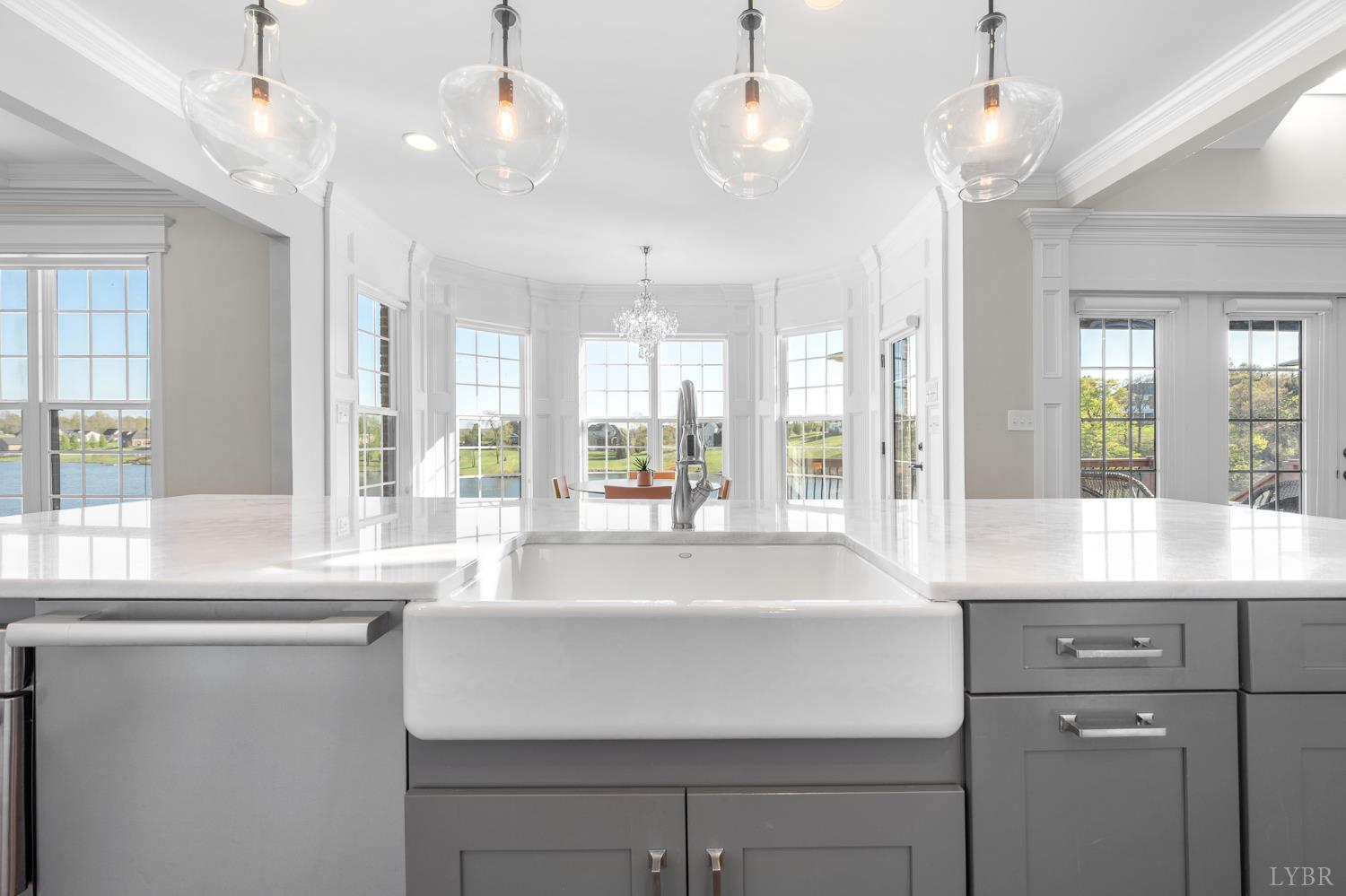 1698 Lake Manor Drive